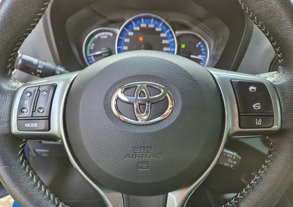 Toyota Yaris cena 45900 przebieg: 126750, rok produkcji 2015 z Wrocław małe 379